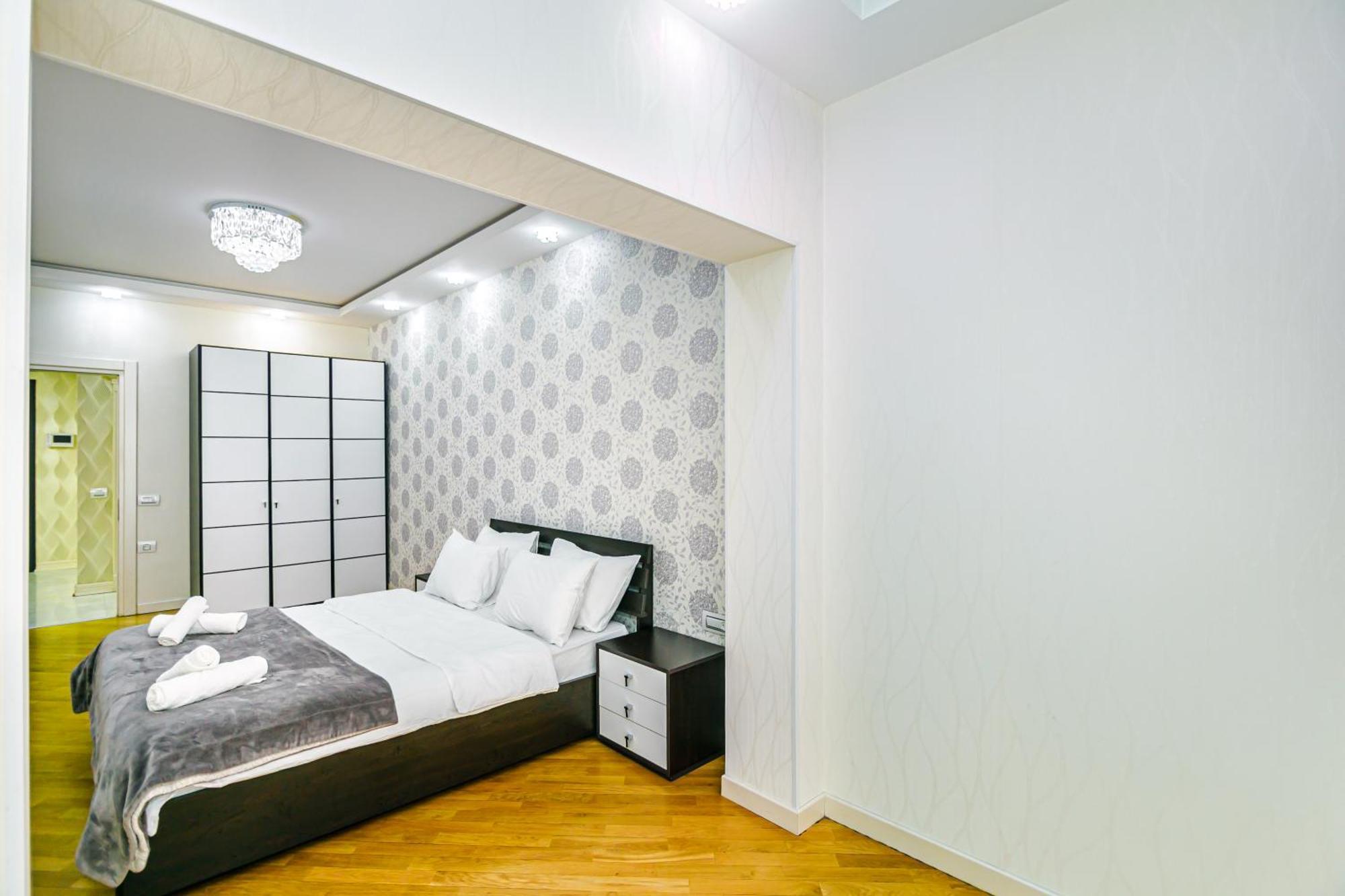 Park Azure Vip Apartment By Baku Housing Buitenkant foto